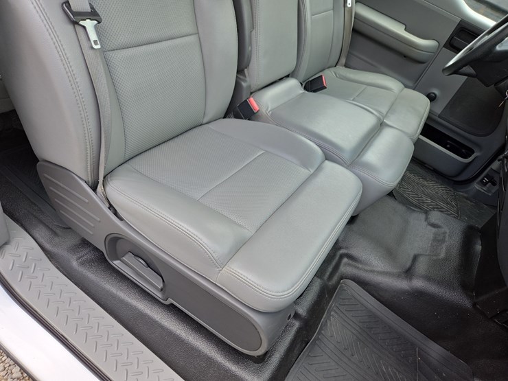 2008-ford-f150-xl-image-11