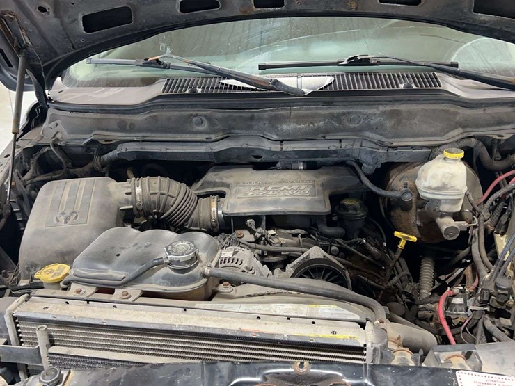2003-dodge-ram-2500-image-22