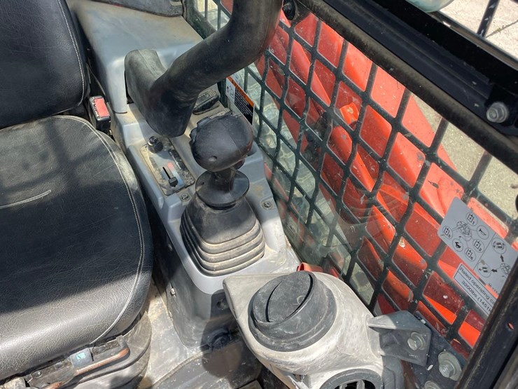 kubota-svl95-2s-image-59