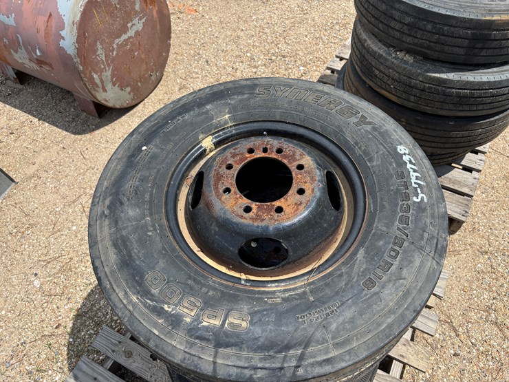 #79740-•-qty.-4-235/80r16-lug-tires-and-rims-image-3