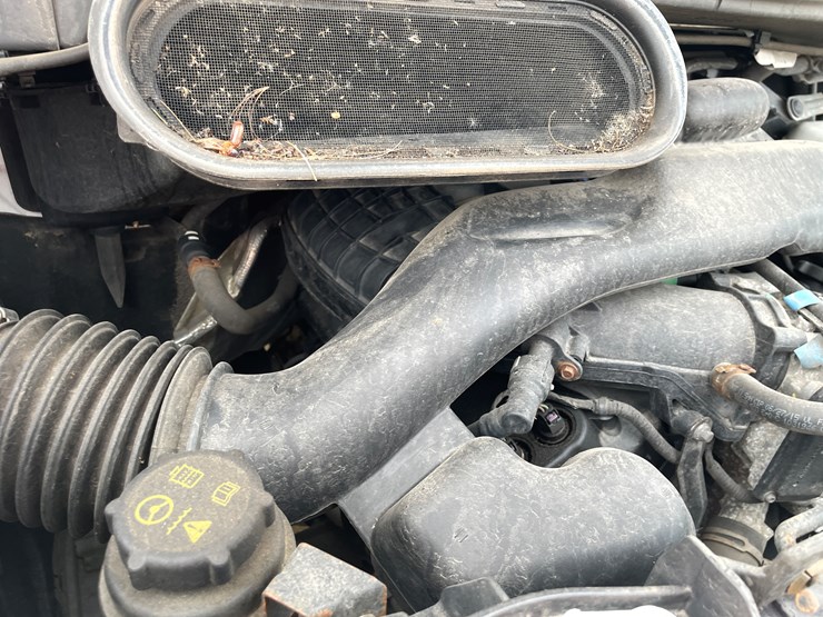 2015-ford-transit-image-95