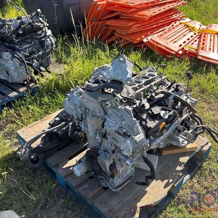 Lot of Nissan Engine and Transmission