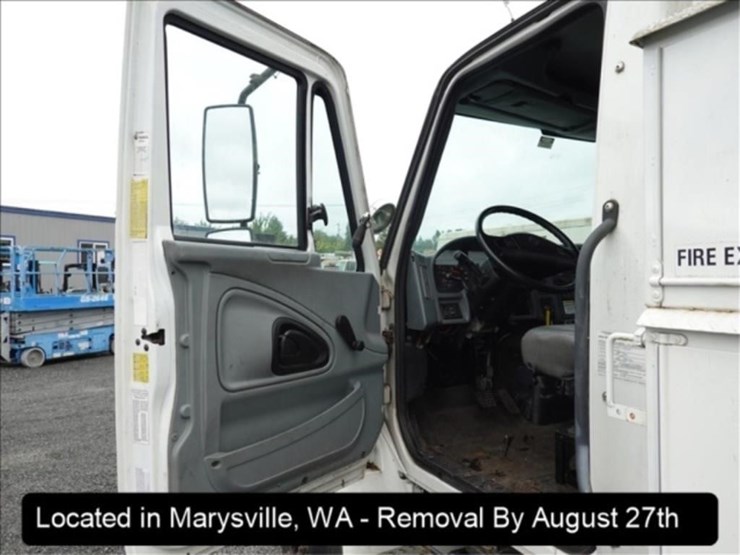 2003-international-durastar-4300-image-18