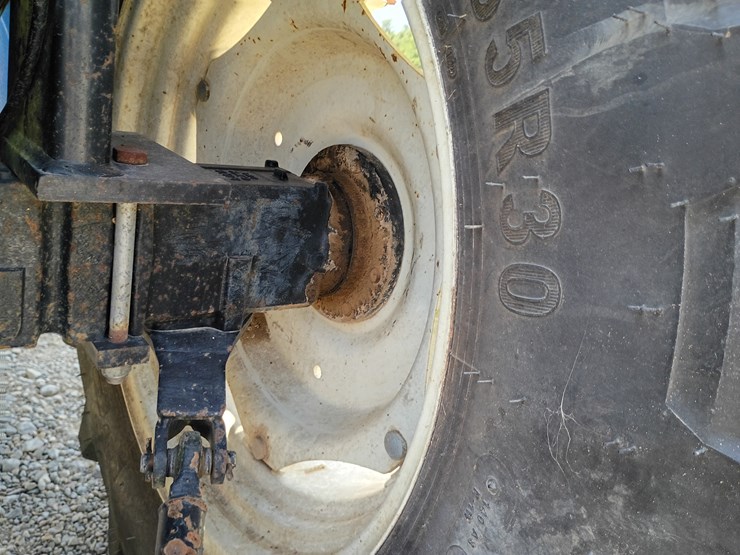 2009-new-holland-t4030-image-52
