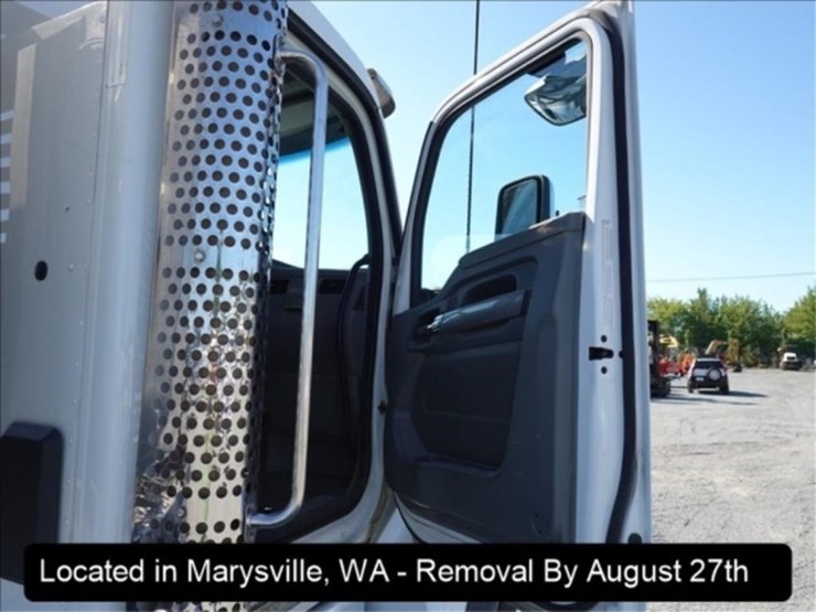 2017-kenworth-t880-image-10