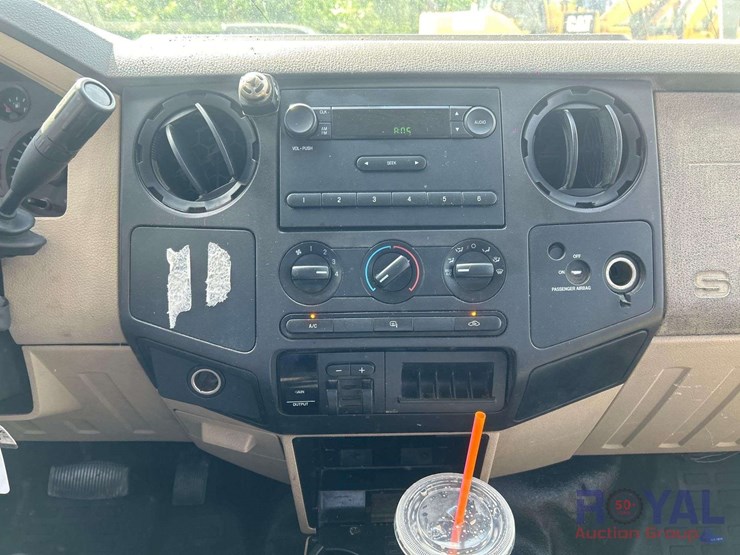 2008-ford-f250-xl-image-11
