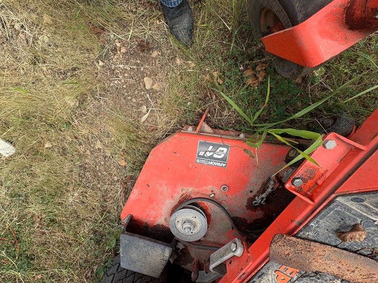 #25349-•-inop-bad-boy-outlaw-zero-turn-mower-image-11