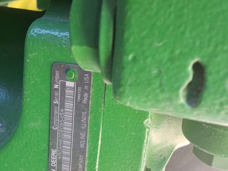 2000-john-deere-8310-image-32
