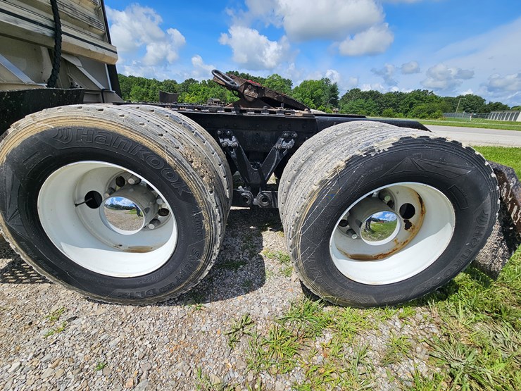 2005-kenworth-t600-image-101