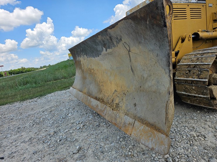 caterpillar-d4c-image-83