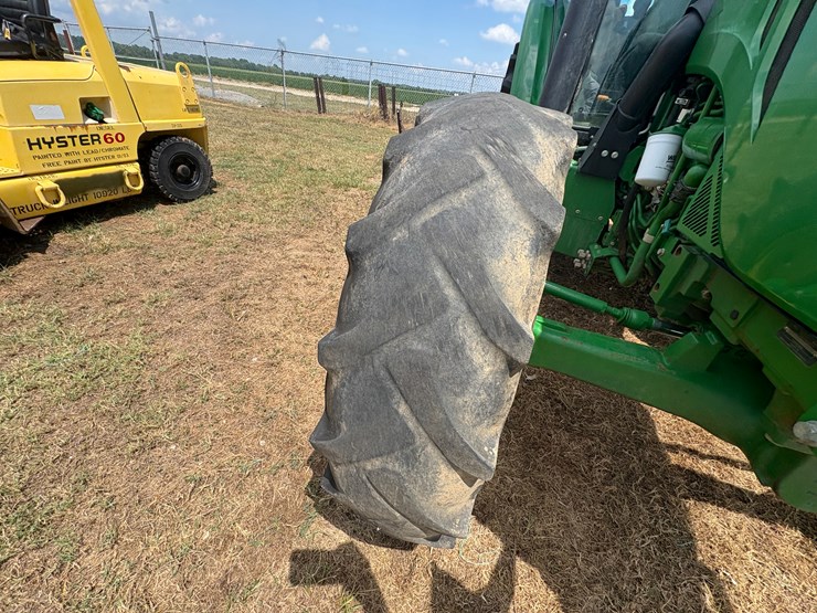 john-deere-5100e-image-10