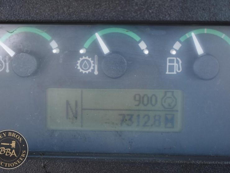 2018-deere-410l-37589-image-69