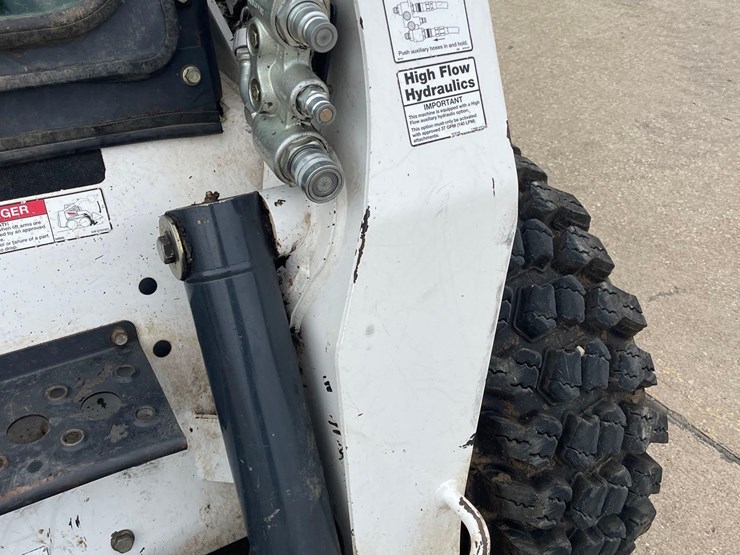 bobcat-s250-image-15