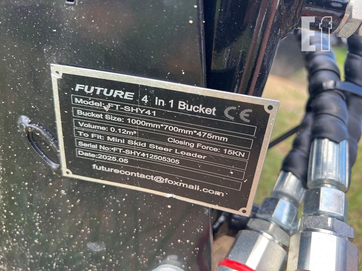 unused-future-mini-skid-steer-hyd-4in1-bucket-image-4