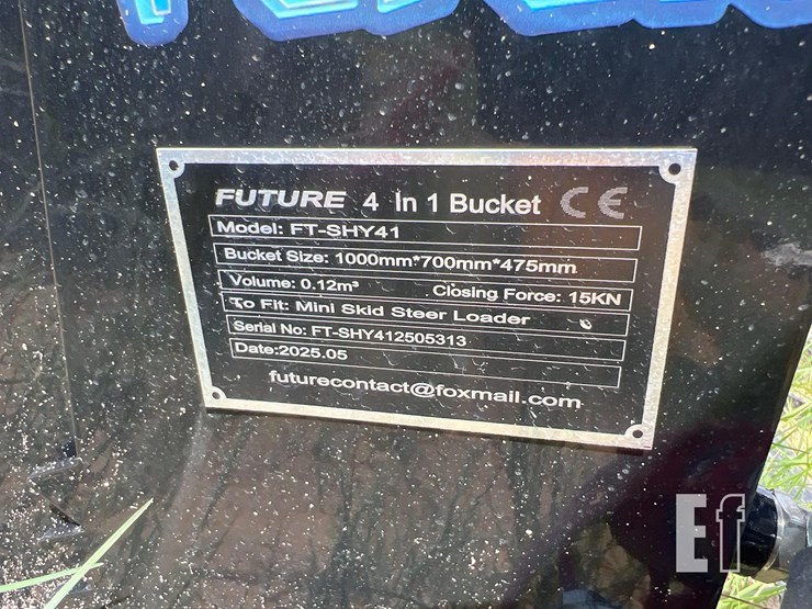 unused-future-mini-skid-steer-hyd-4in1-bucket-image-4