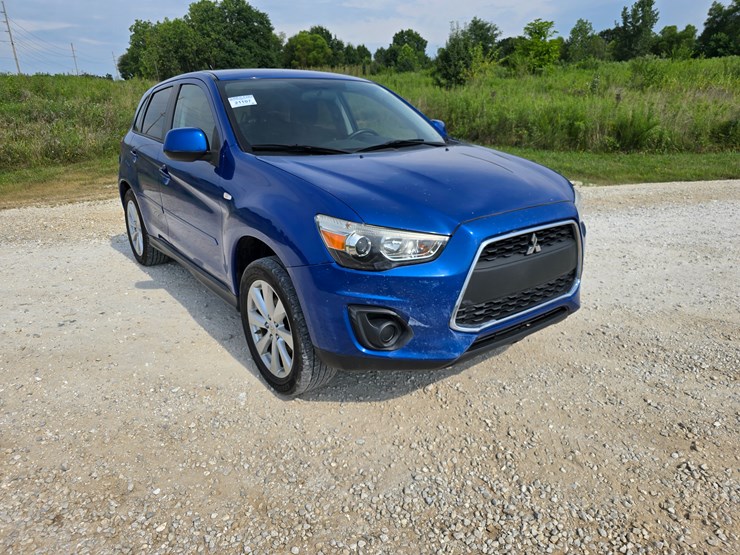 2015-mitsubishi-outlander-image-41