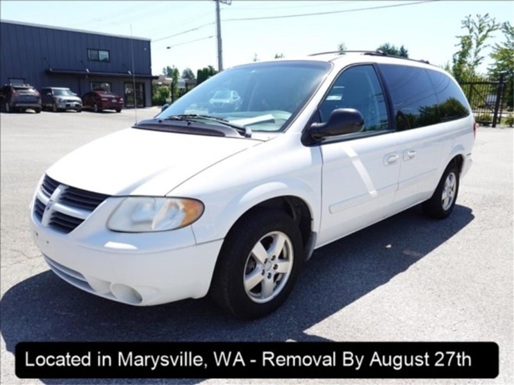 2006-dodge-grand-caravan-image-1