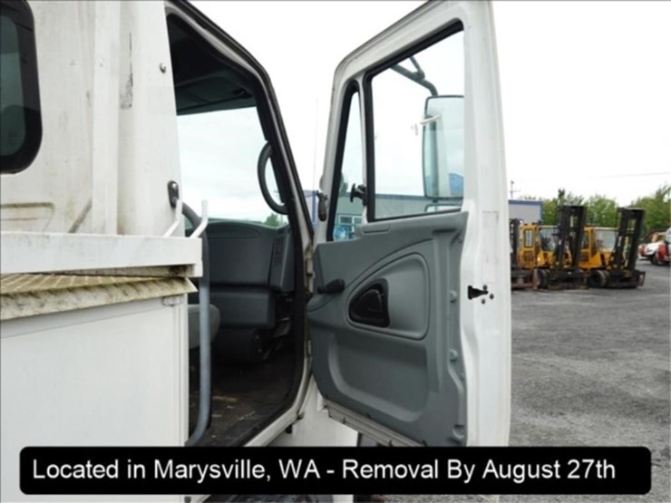 2003-international-durastar-4300-image-16