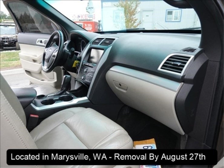 2015-ford-explorer-image-2