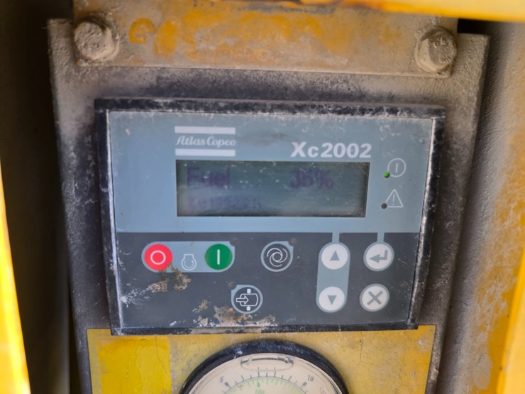 2010-atlas-copco-xas375-image-49