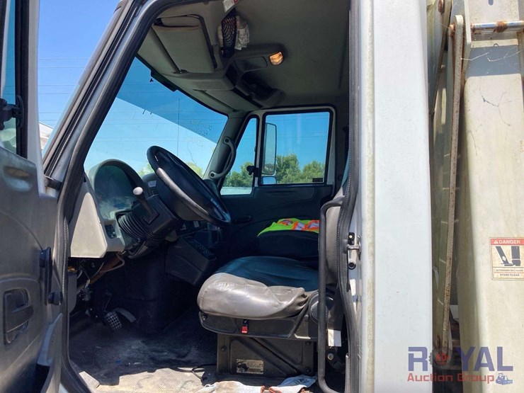 2010-international-durastar-4400-image-14