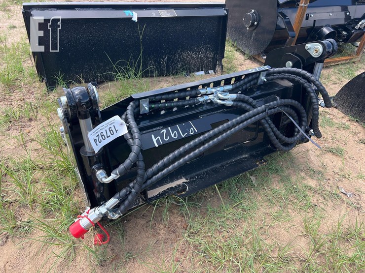 unused-future-mini-skid-steer-hyd-4in1-bucket-image-2