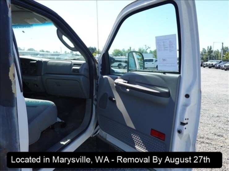 2007-ford-f550-image-17