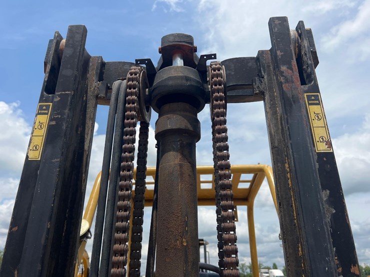 caterpillar-v50b-image-11