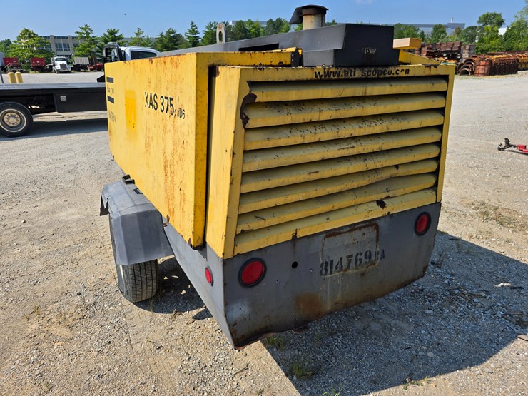 2010-atlas-copco-xas375-image-13