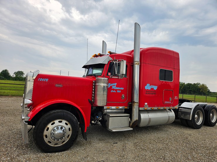2003-peterbilt-379-image-5
