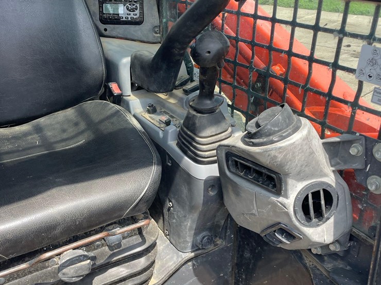 kubota-svl95-2s-image-45