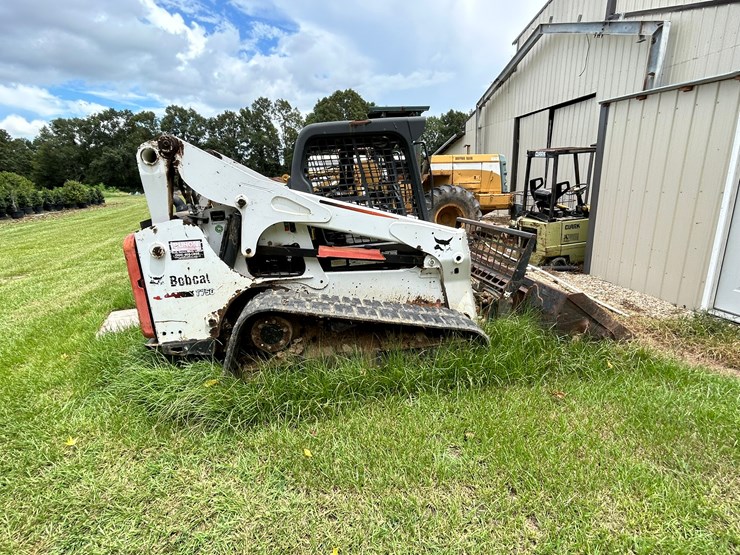 2015-bobcat-t750-image-4