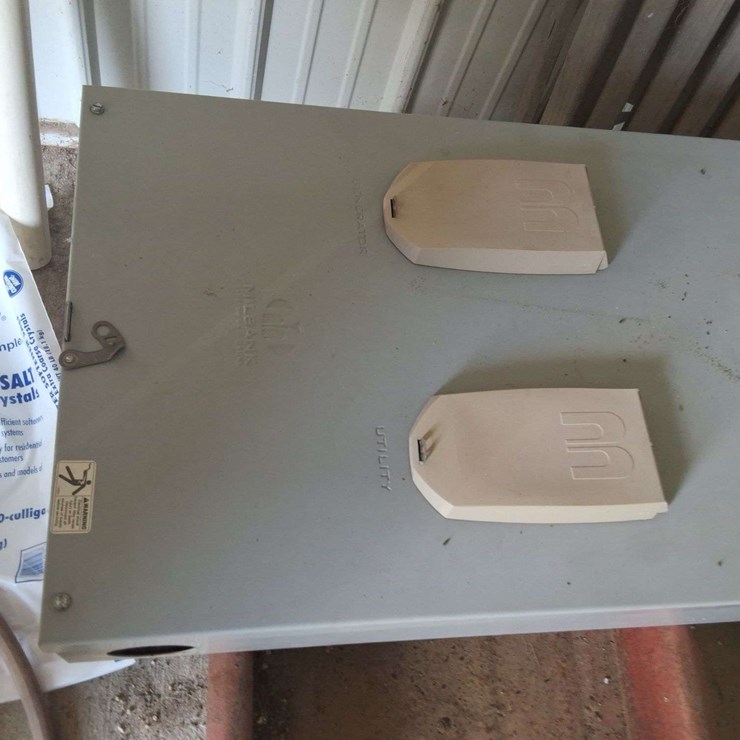 Milbank Switch Box