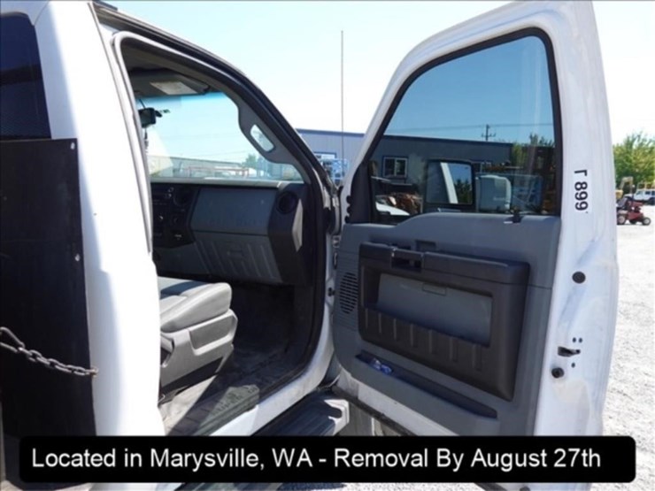 2014-ford-f550-image-3