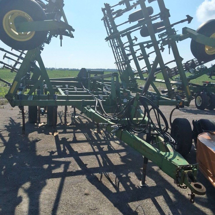 JOHN DEERE 980