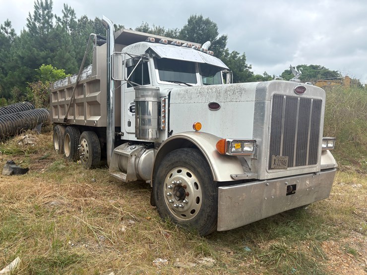 2005-peterbilt-379-image-2