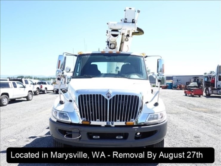 2009-international-durastar-4300-image-26