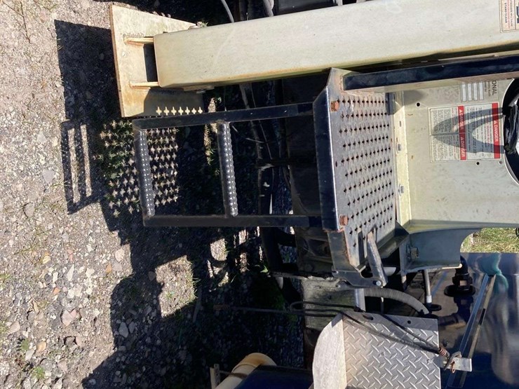 2010-international-durastar-4400-image-22
