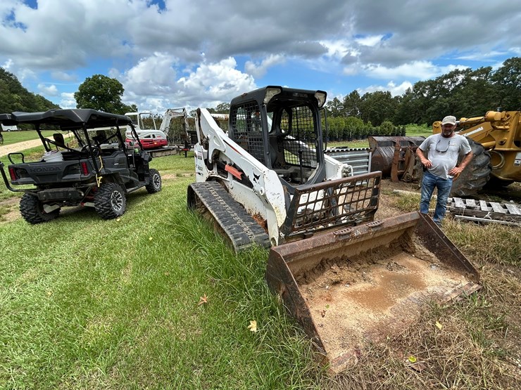 2015-bobcat-t750-image-3