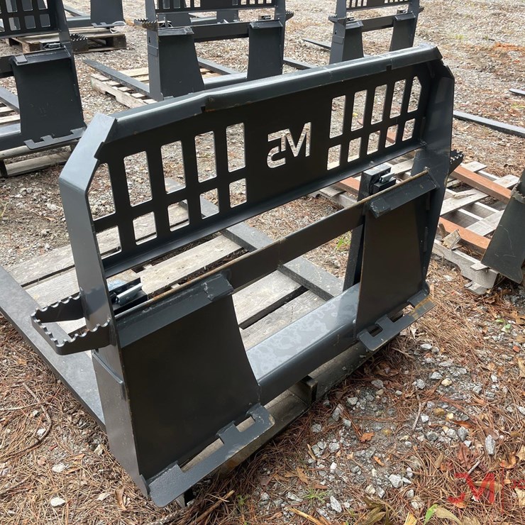 NEW M5 48" SKID STEER ATTACH PALLET FORKS