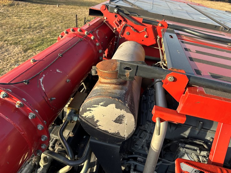 2012-case-ih-8120-image-64