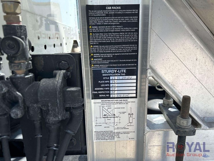 2015-freightliner-122sd-image-24