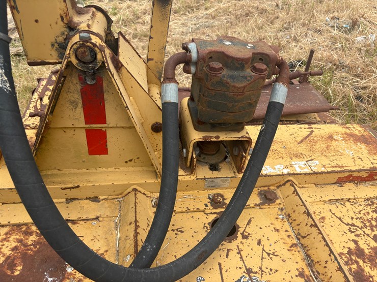 2000-john-deere-6310-image-35
