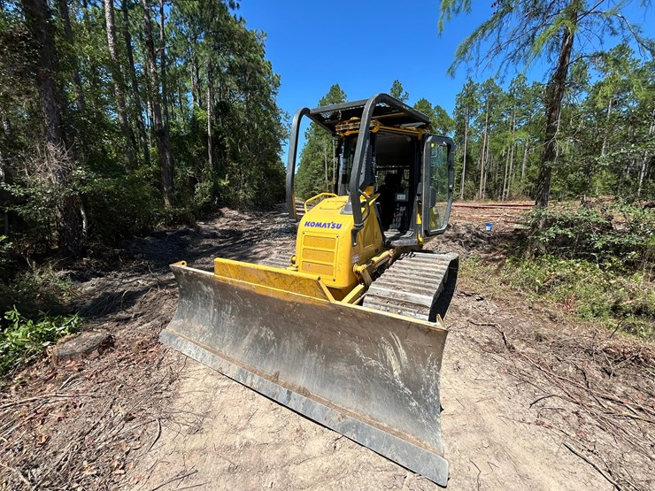2024-komatsu-d39px-image-2