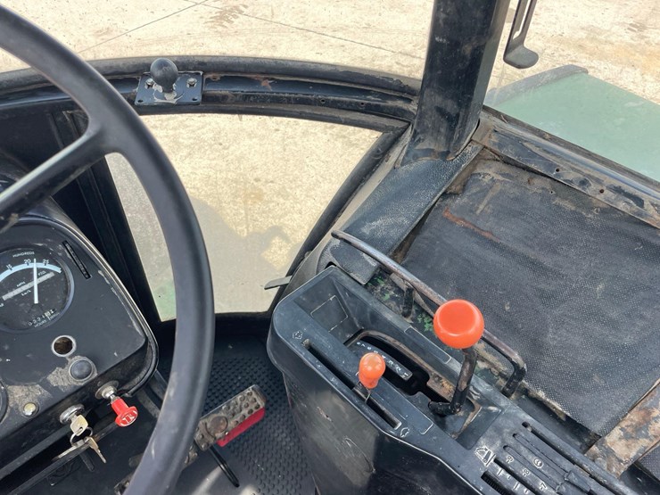 john-deere-4630-image-41