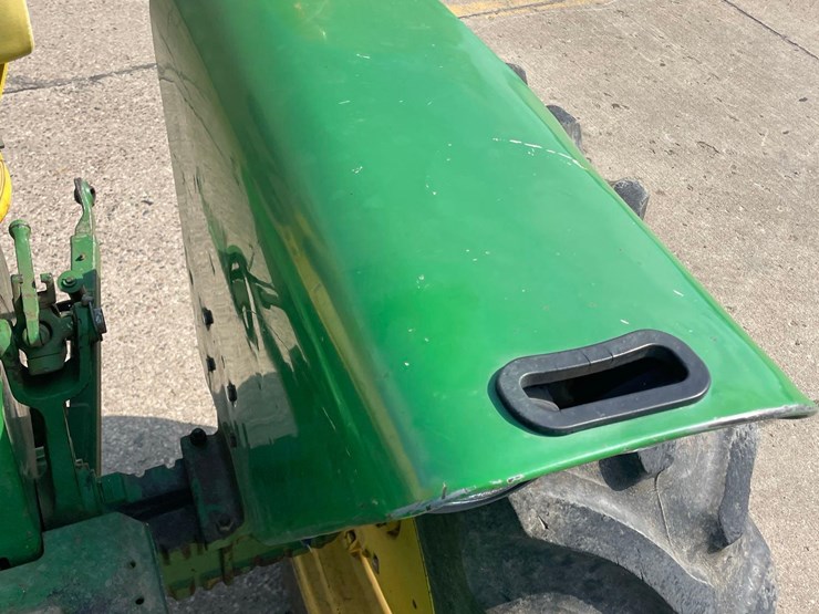 john-deere-3020-image-29