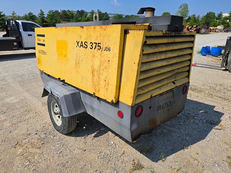 2010-atlas-copco-xas375-image-11