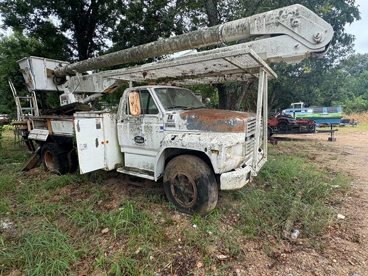 1990-ford-f800-image-24