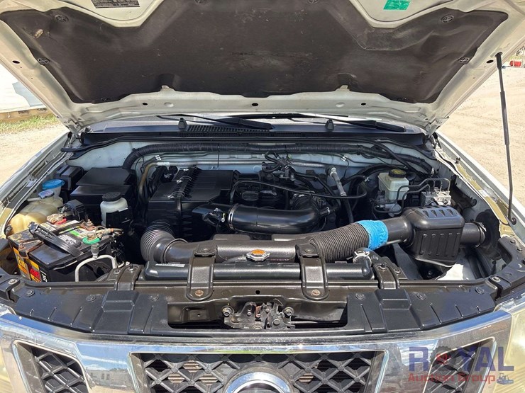 2016-nissan-frontier-image-5