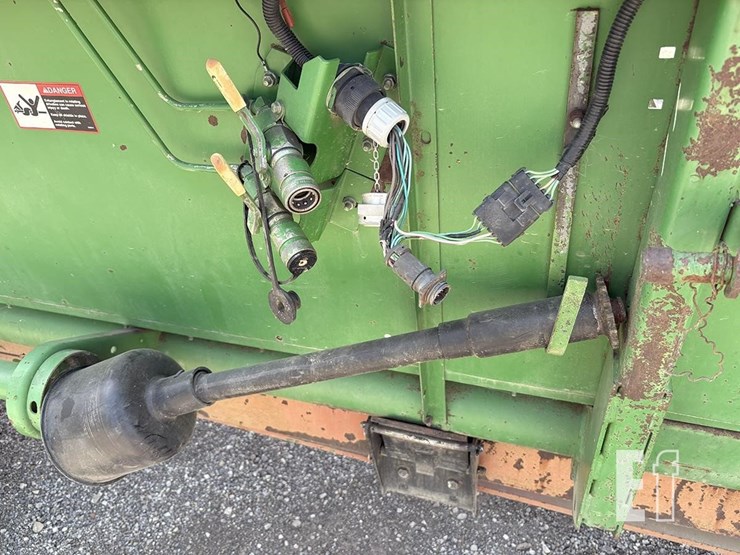 john-deere-925f-image-9